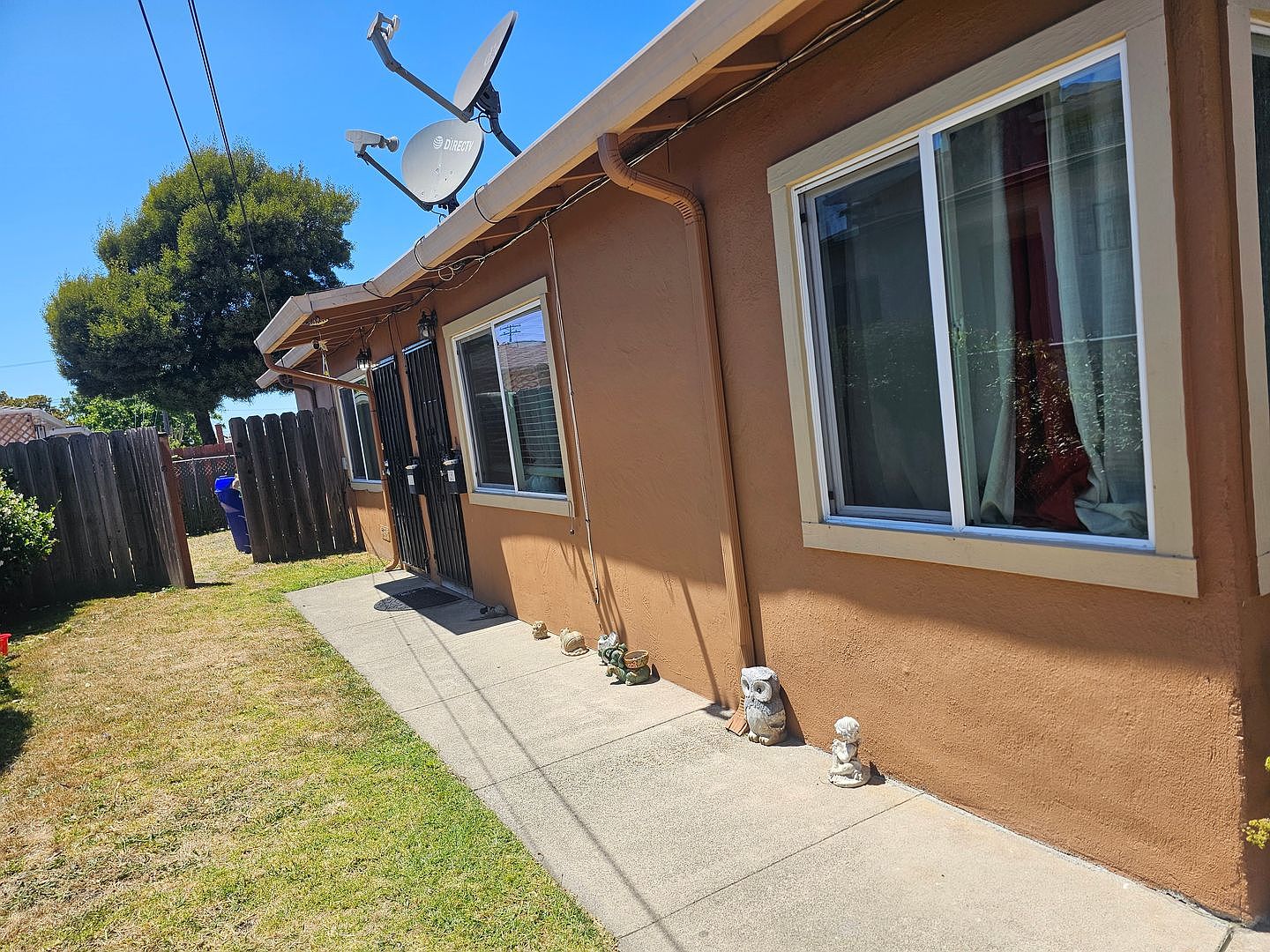 153-155 S 20th St Richmond, CA 94804 photo 2