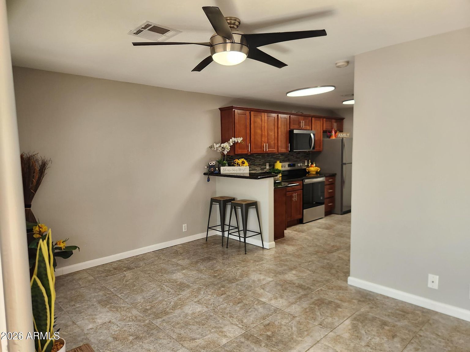 3026 E Brill St Phoenix, AZ 85008 photo 3