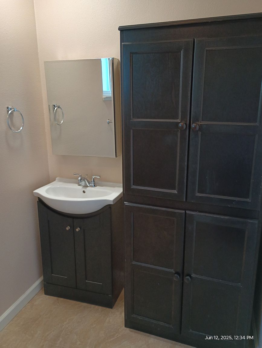 130 Sherrod Ct photo 3