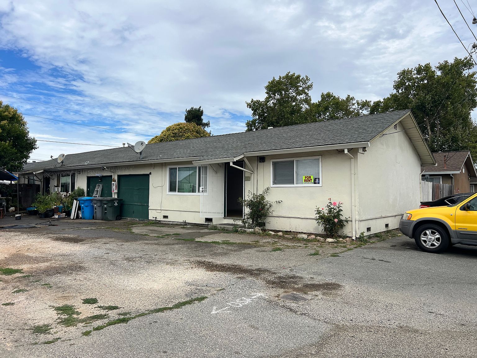 921 Aston Ave photo 2