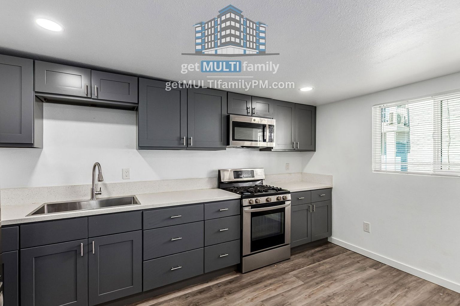 123 Main St Phoenix, AZ 85021 photo 2