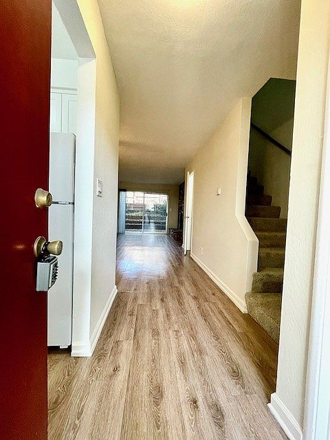 2BR/1BA Townhouse on Tahoe Ct · Walnut Creek photo 2