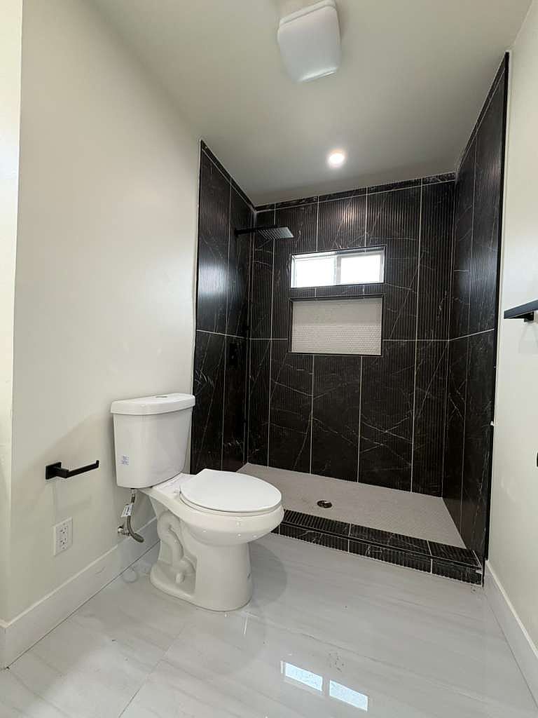 3637 Nile St photo 4