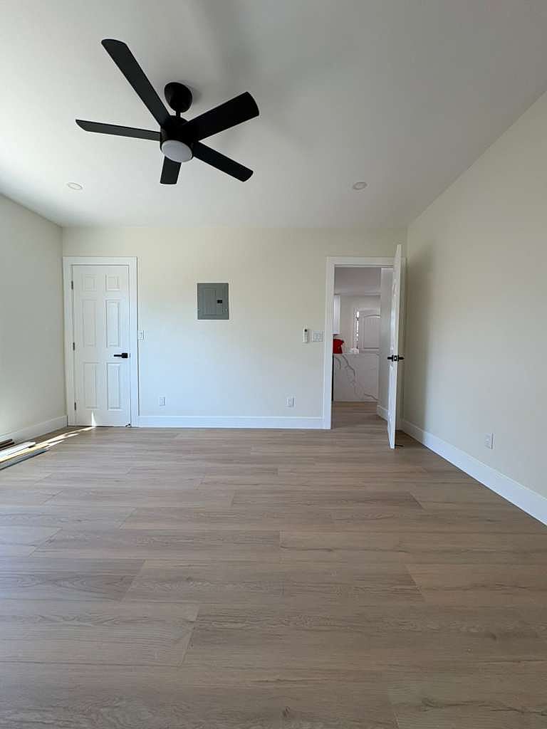 3635 Nile St photo 3