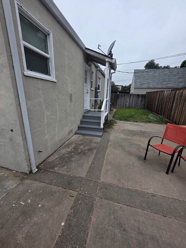 1420 Ohio St photo 3