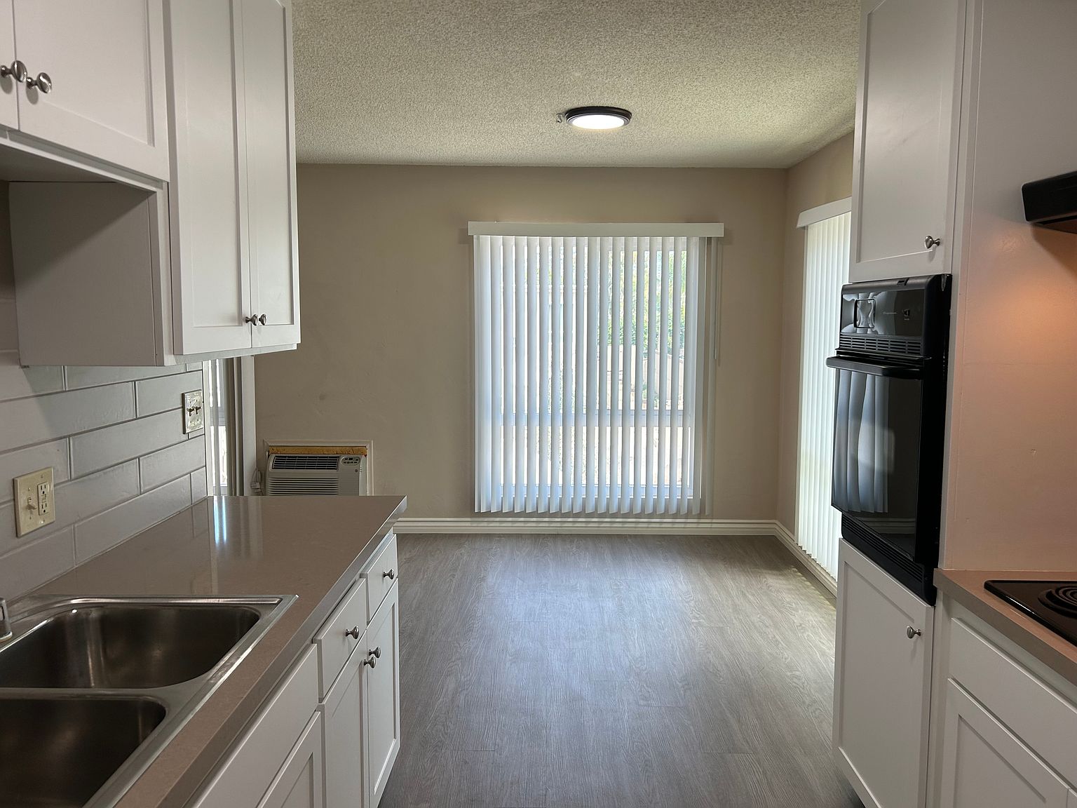 8600 Lemon Ave photo 4