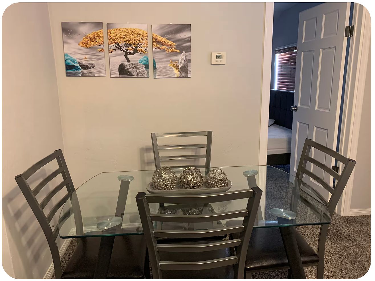 456 N Robson photo 5