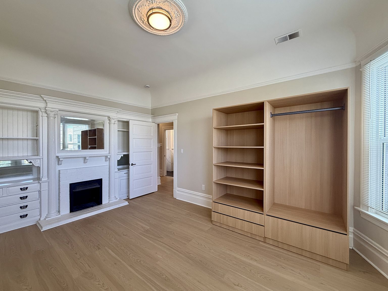 272 4th Ave photo 4
