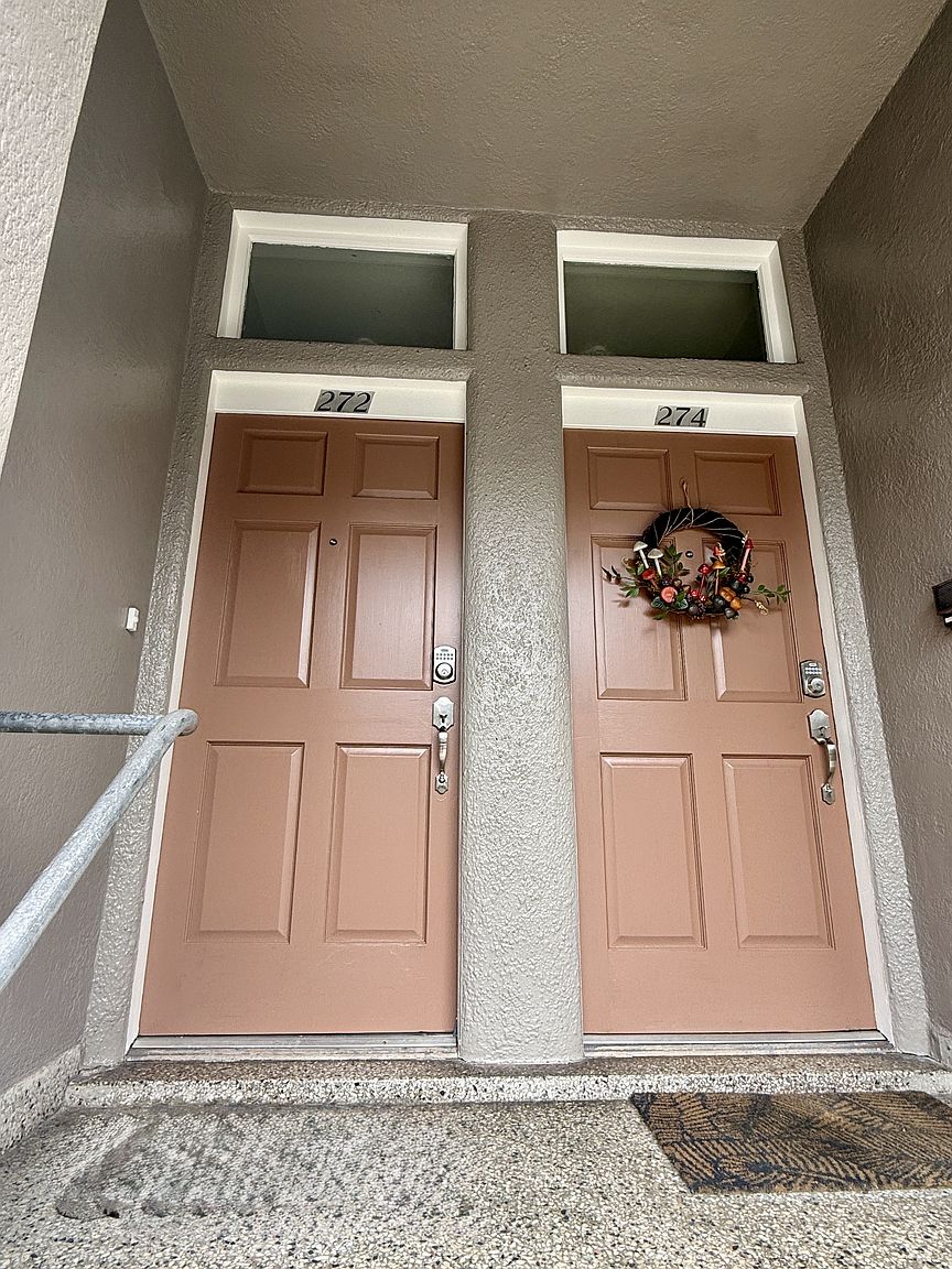 272 4th Ave photo 2