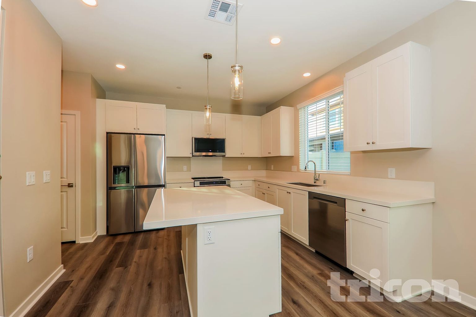 29431 Caribbean Pine Way photo 3