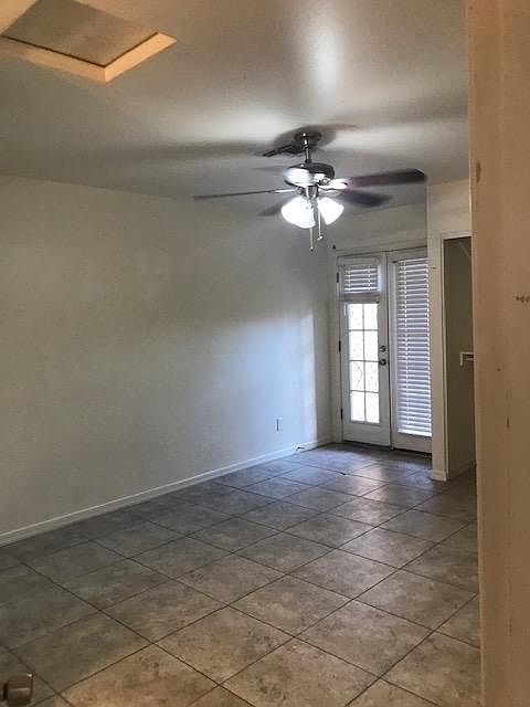 1718 E Campbell Ave photo 3
