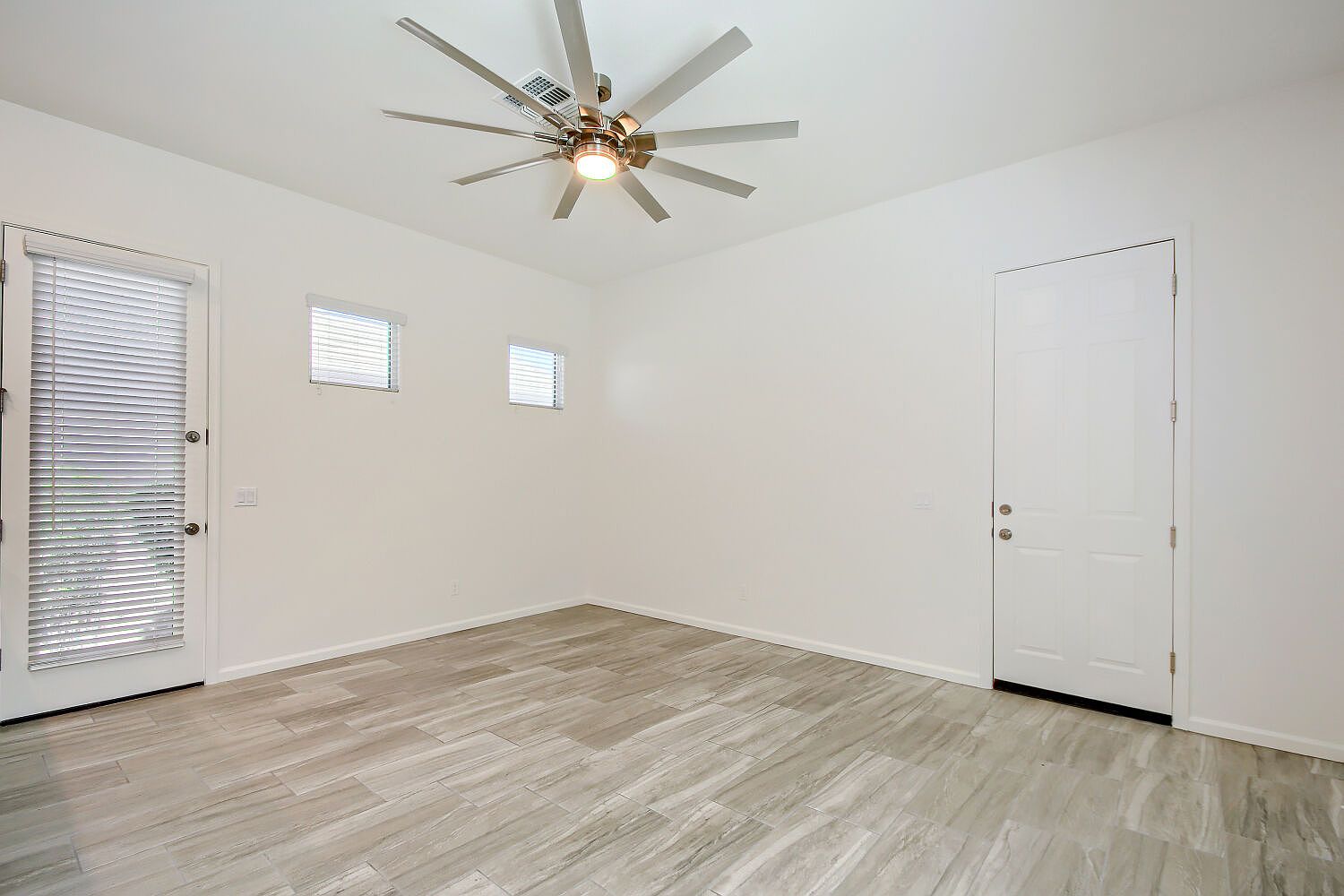 10443 W Nosean Rd photo 5