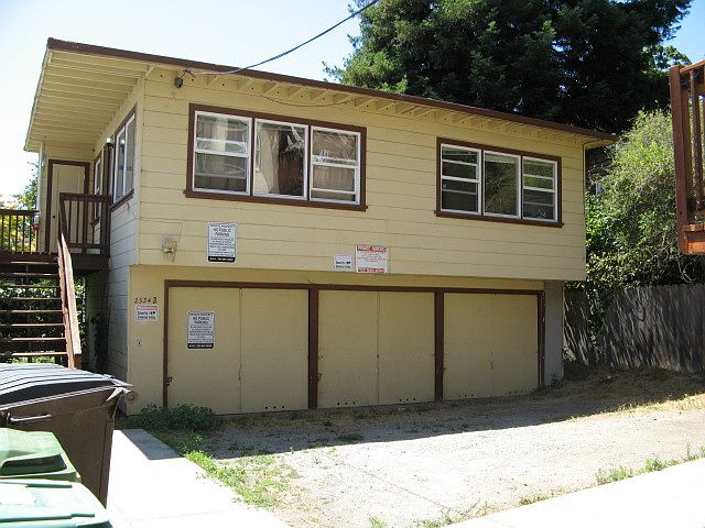 2534 Piedmont Ave photo 2