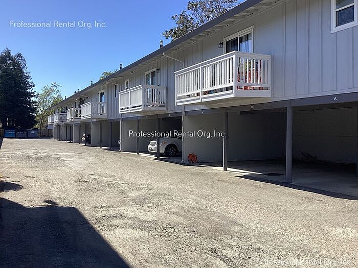 445 S E St Santa Rosa, CA 95404 photo 5