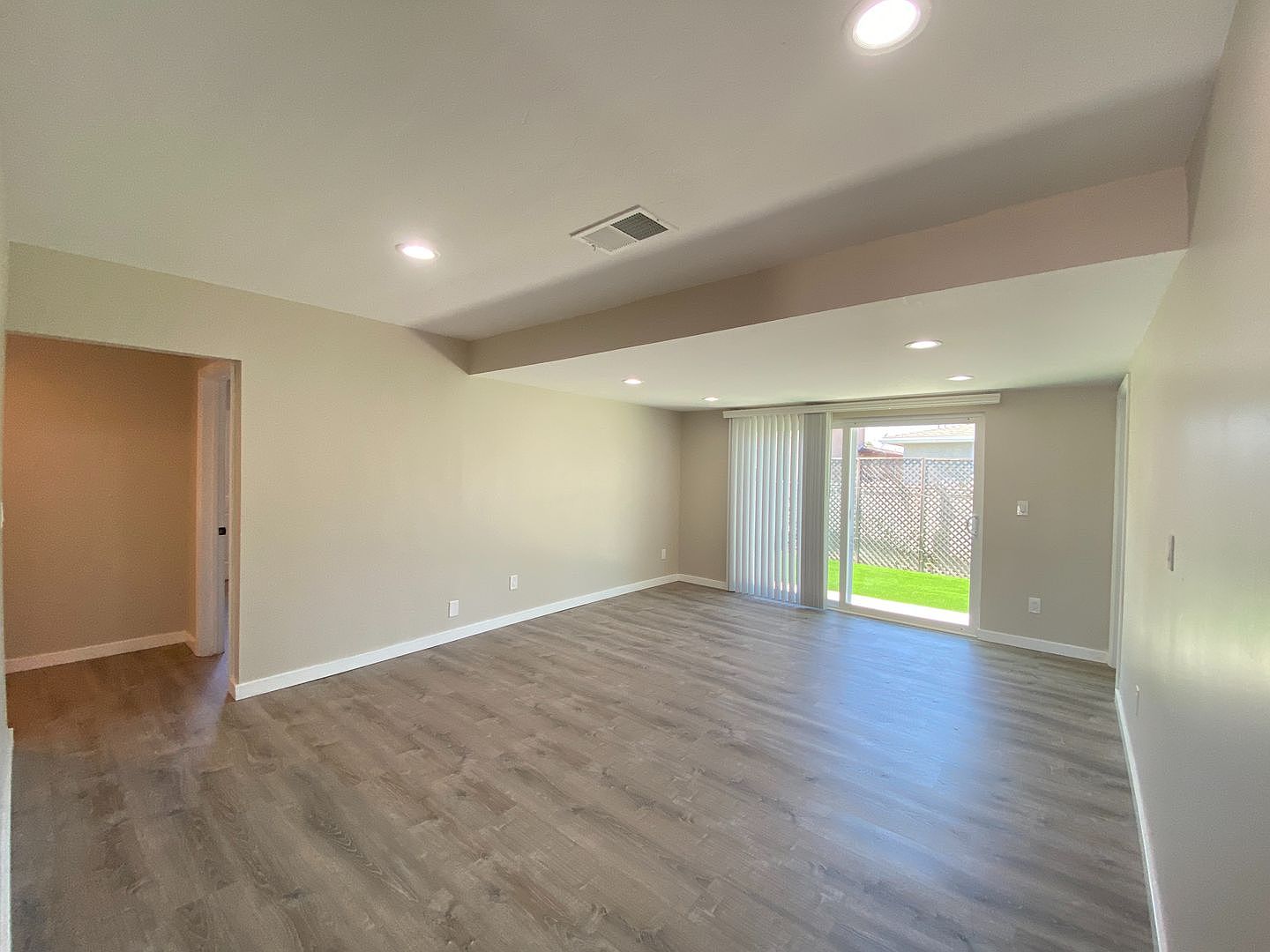 Remodeled 3 Br 1 Ba! photo 5