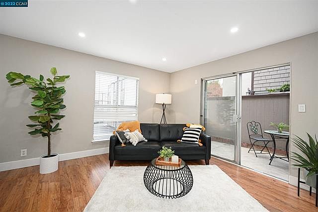 Well-Maintained 2-Bedroom Condo | Garage + Patio + Pool photo 5