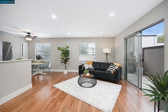 Well-Maintained 2-Bedroom Condo | Garage + Patio + Pool photo 2