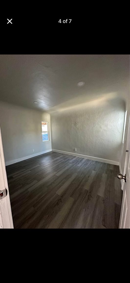 3850 Chamoune Ave photo 4