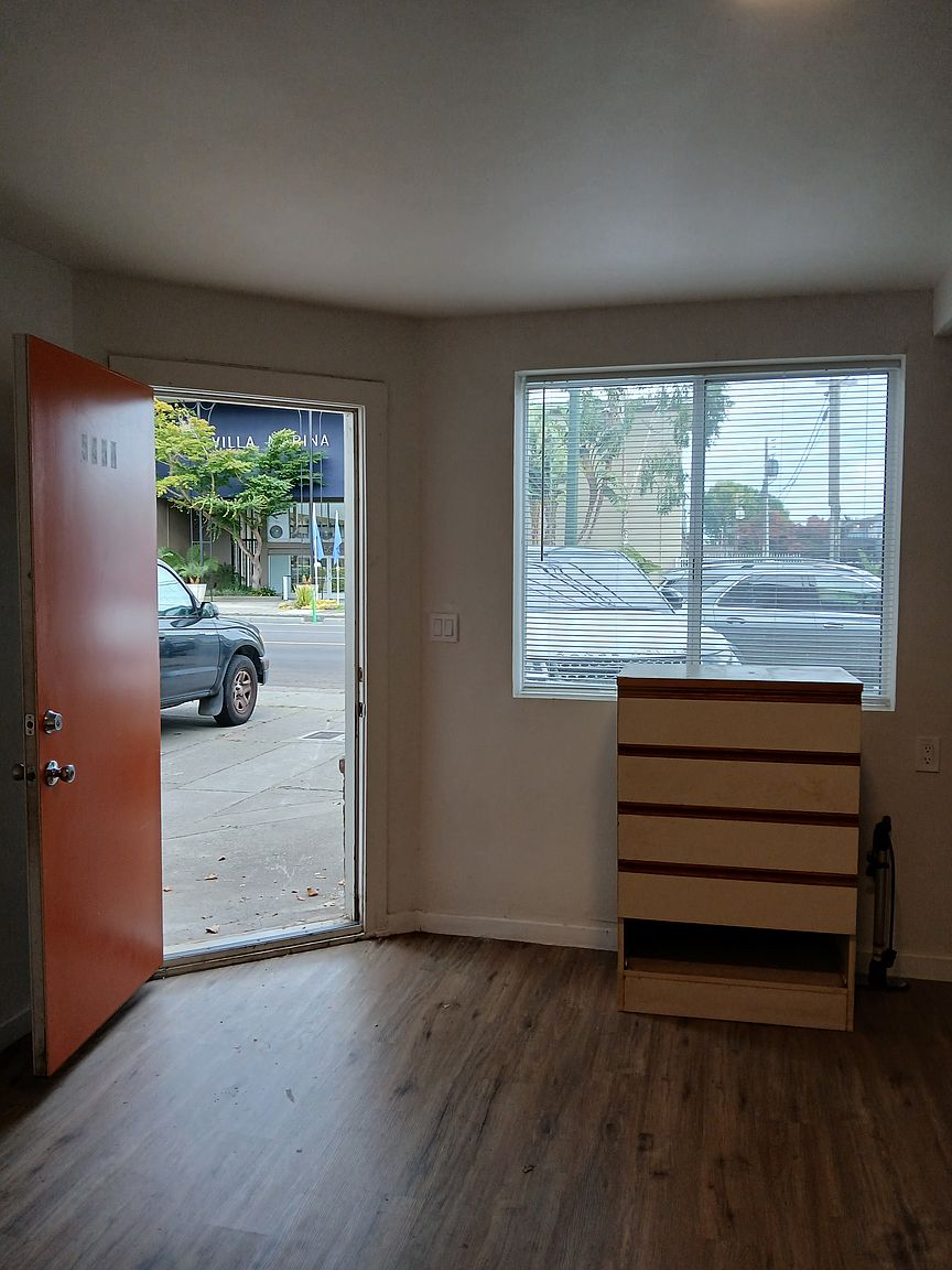 1BR/1BA Other on Central Ave · Alameda photo 4