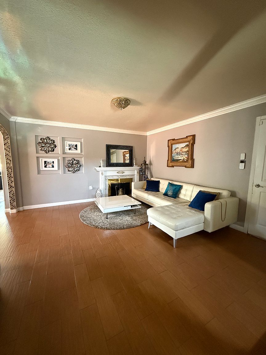 72 Sierra Grande Ct photo 2
