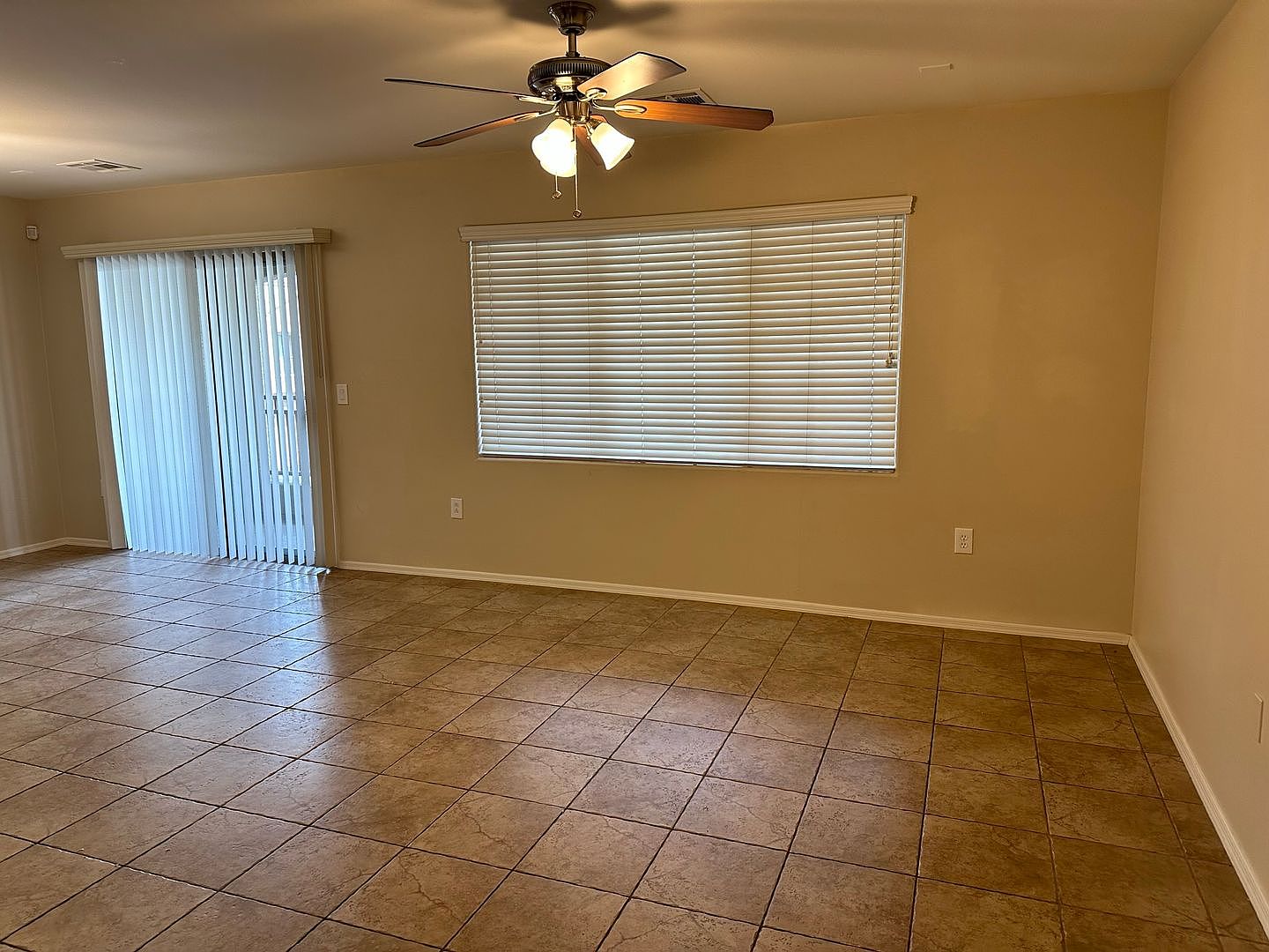 1350 S Greenfield Dr photo 5