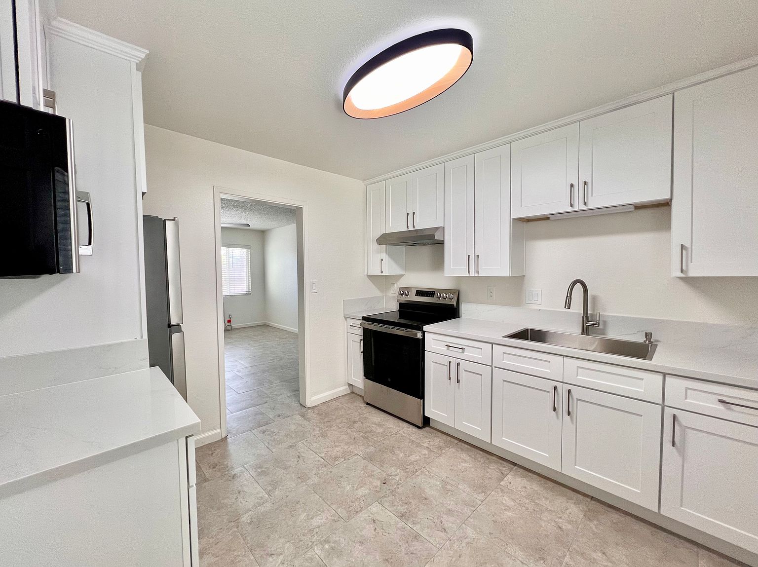 4373 College Ave photo 4