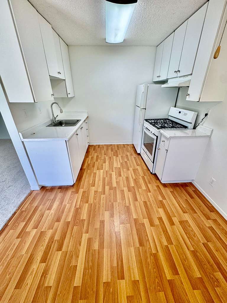 998 Ignacio Blvd photo 3
