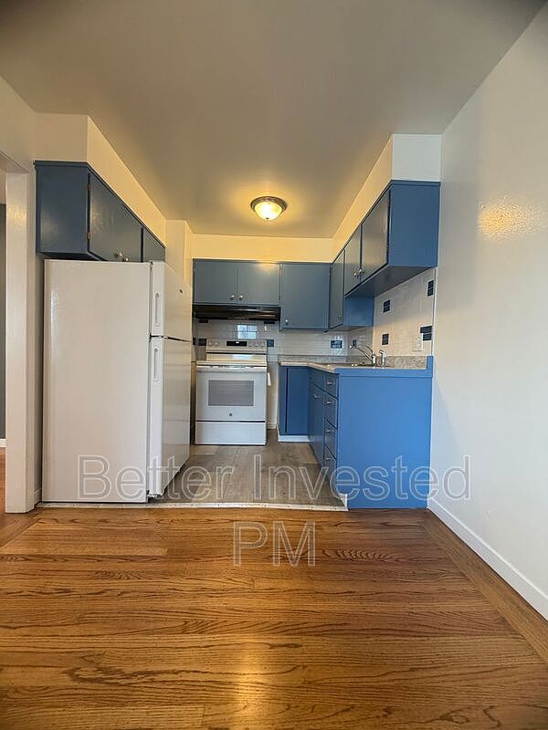 2400 39th Ave photo 2
