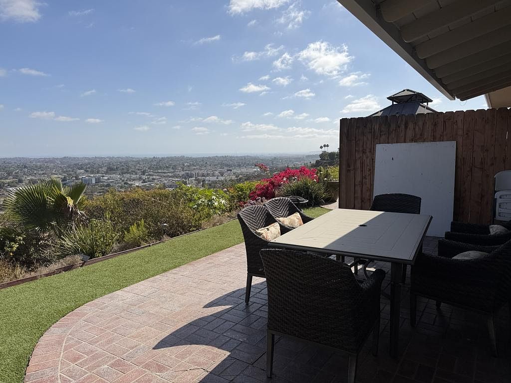 4140 W Arrieta Cir photo 3