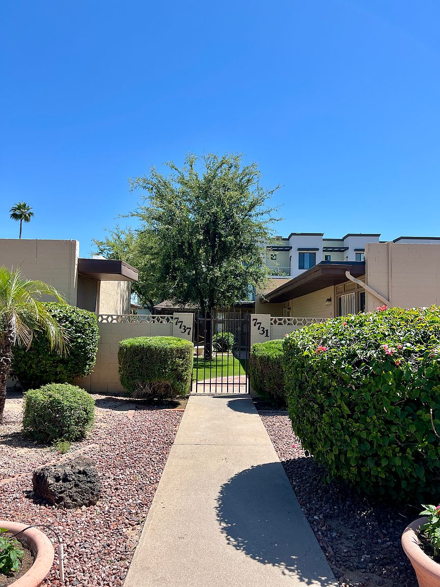 Scottsdale Parkway photo 3