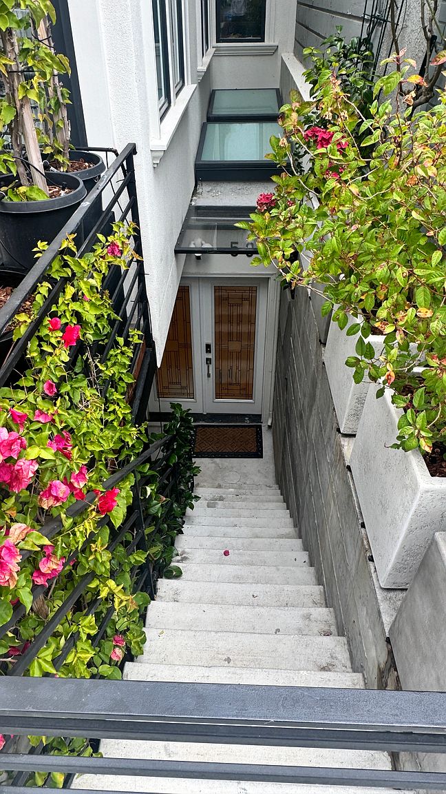 3BR/3BA Duplex on Chattanooga St · San Francisco photo 4