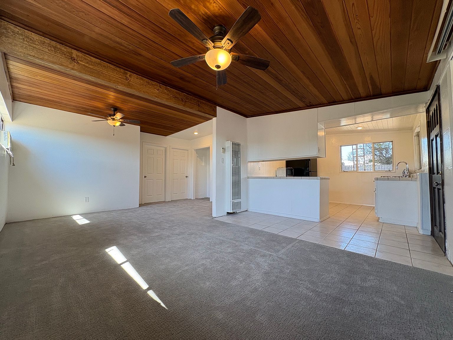 819 W Vista Way photo 3