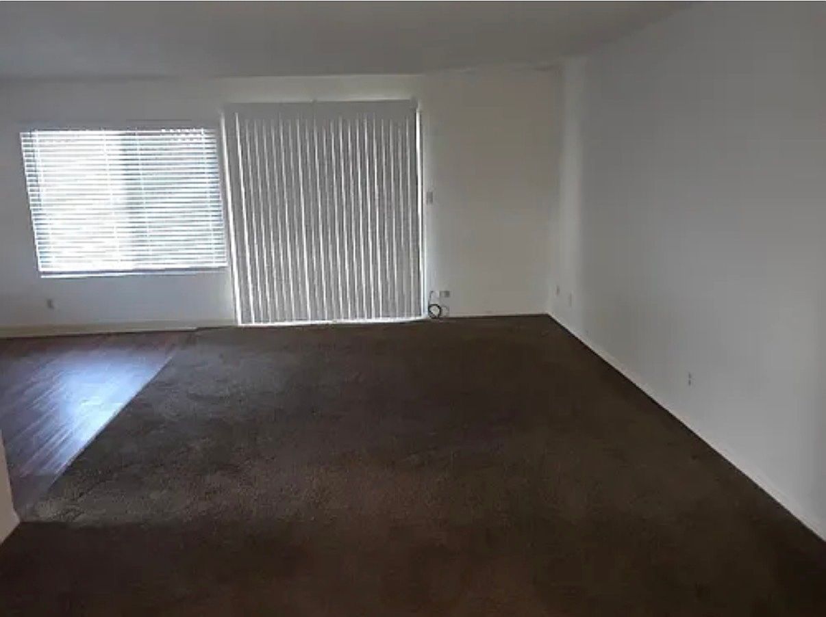 643 Russell Ave photo 5