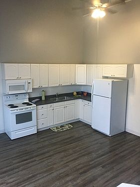 Artist Lofts - Downtown Loft Living photo 5