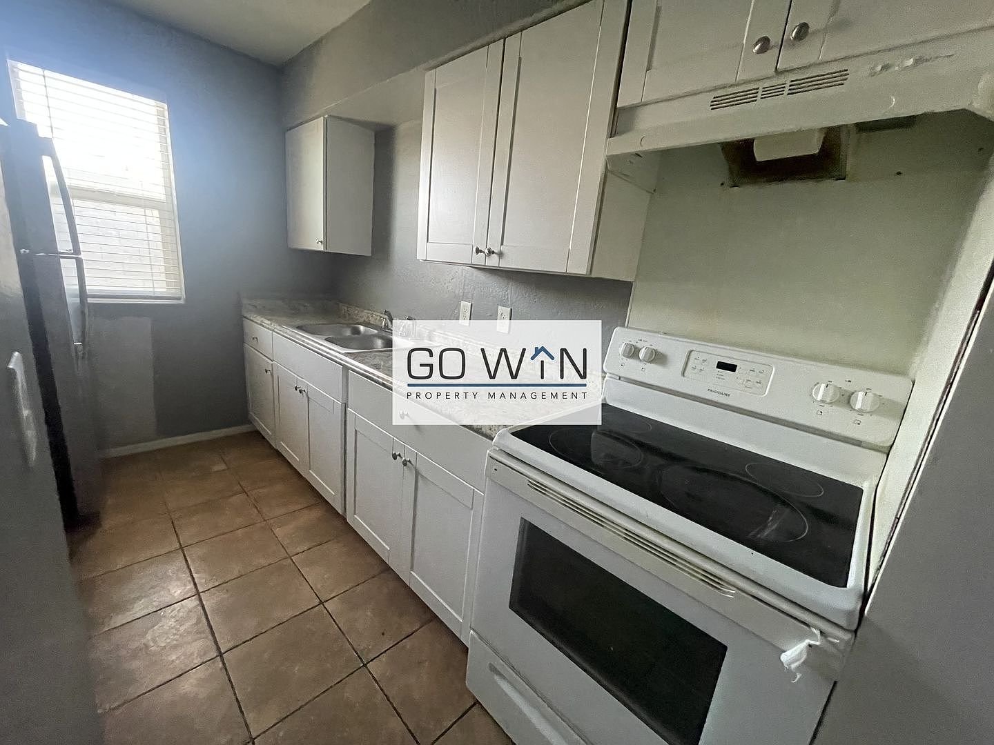 237 S Allen unit D photo 3