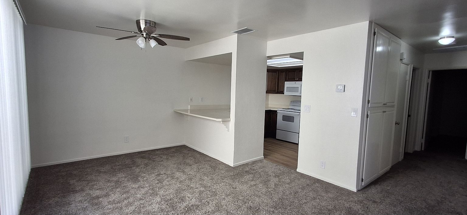 5841 Avenida Jinete photo 5