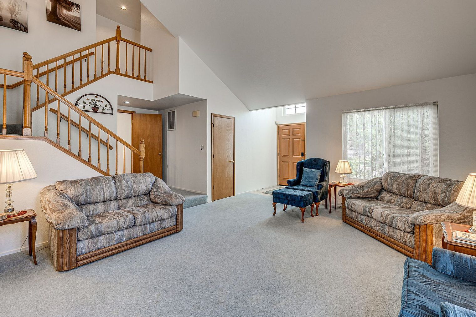 2033 Silvercrest Dr Fairfield, CA 94534 photo 3