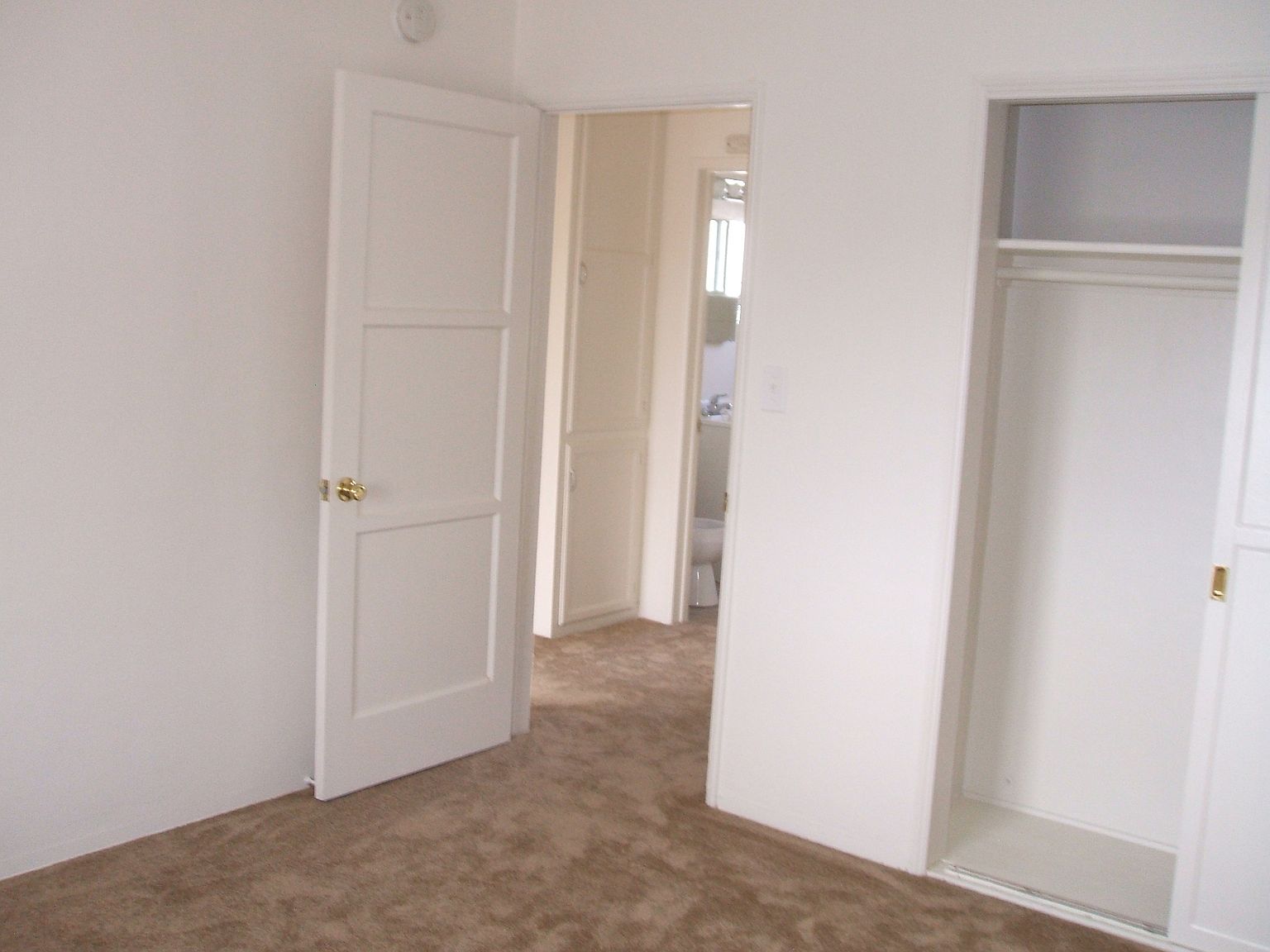 2429 Adams Ave photo 3
