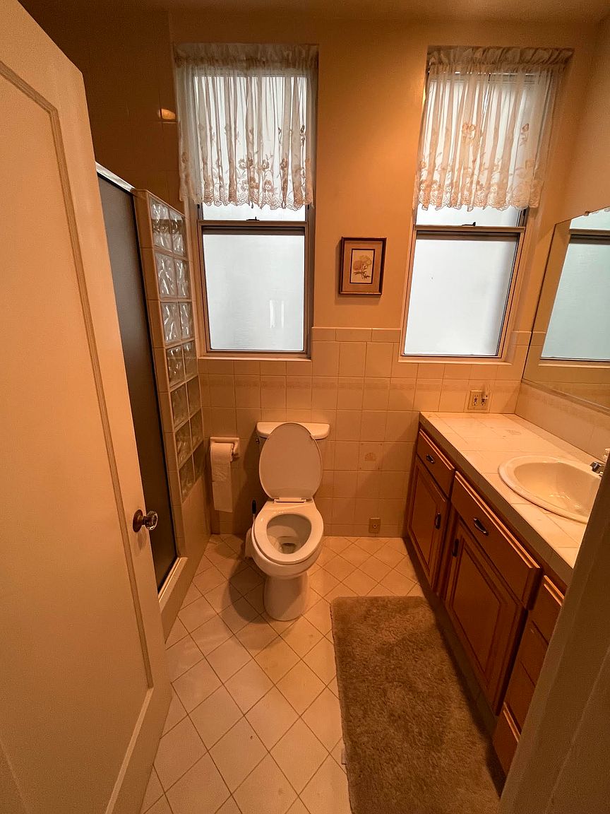 490 Greenwich St photo 4