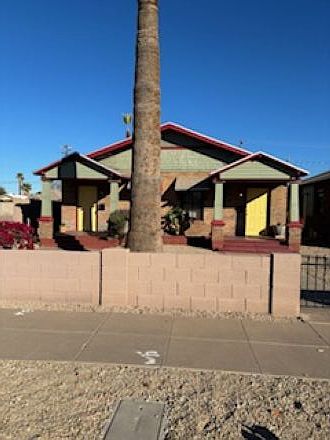 1202 E Fillmore St photo 2
