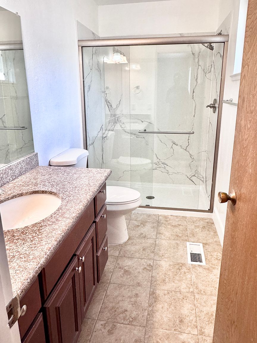 281 Roble Ave photo 5