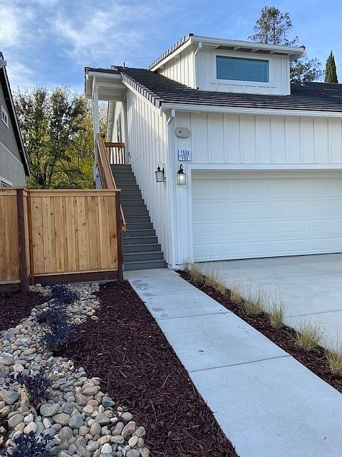 161 Sophia Ct photo 5