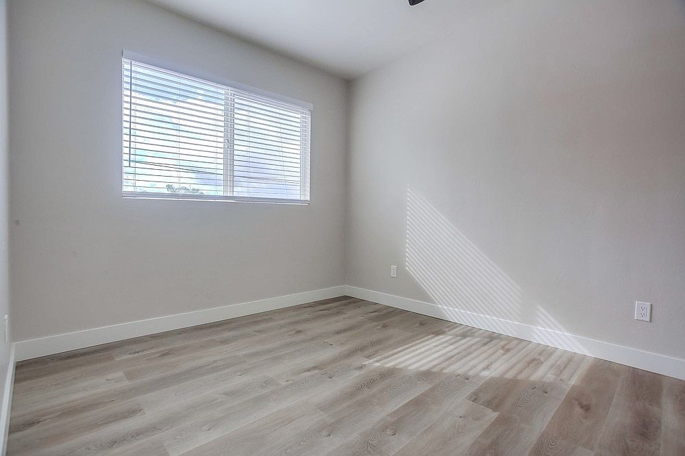 234 E California Ave photo 5