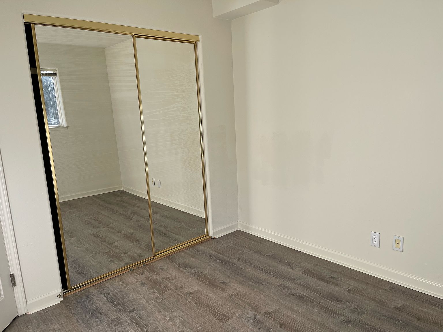 132 Lucille Way photo 4