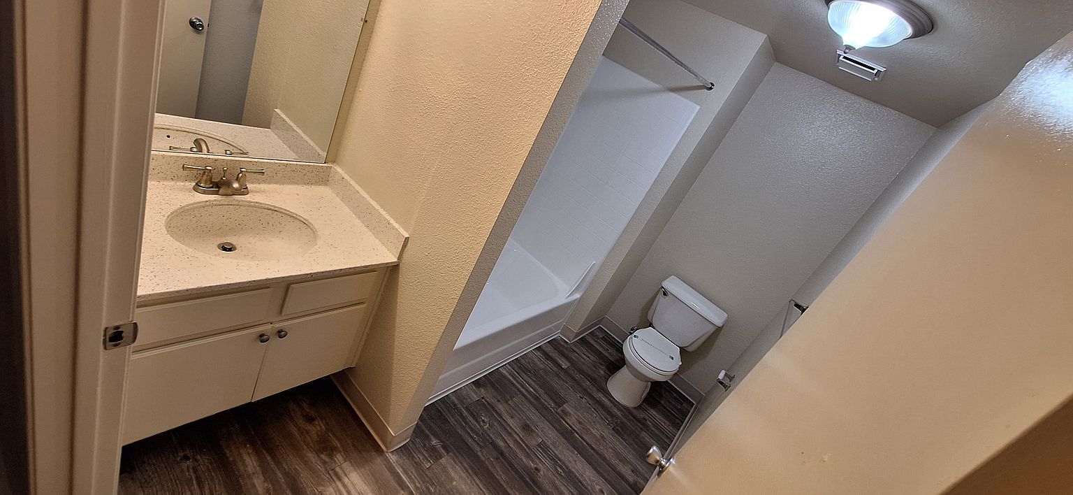 1908 College Blvd photo 2
