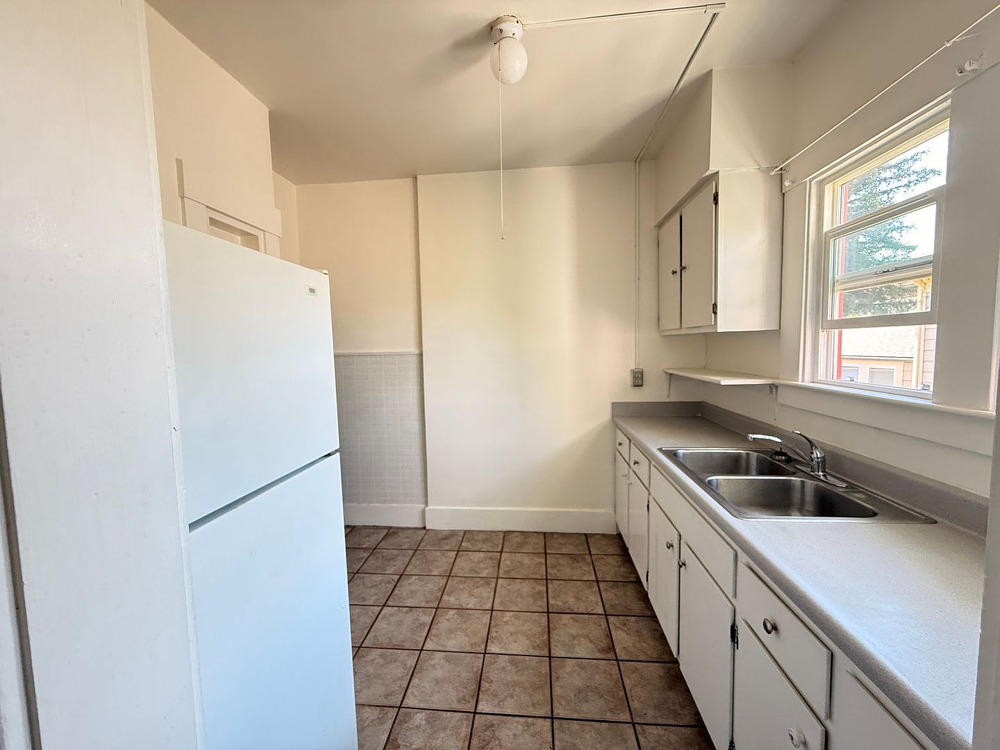 442 8th St photo 2