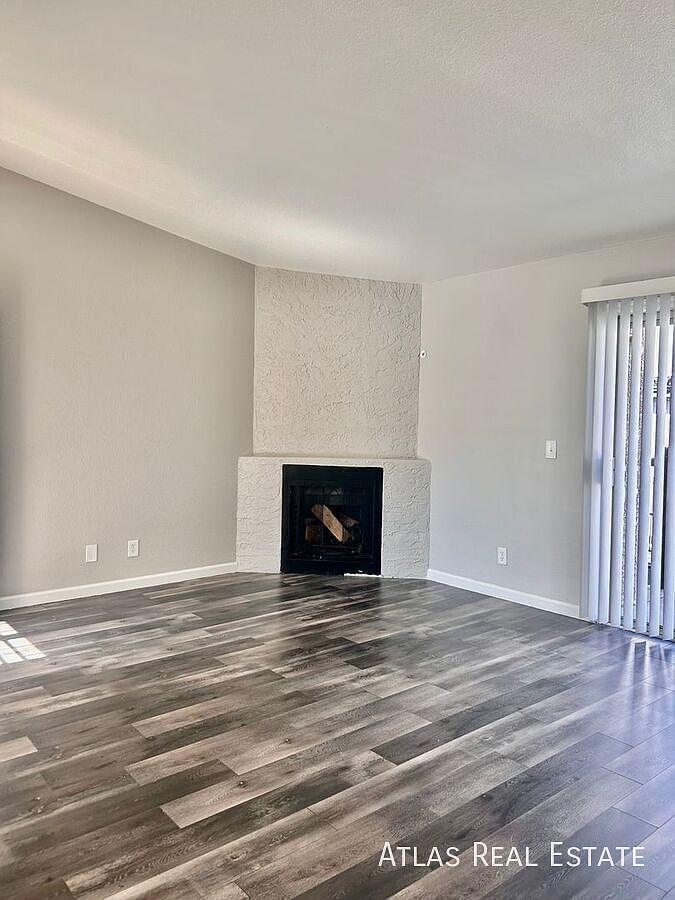 1553 W Mercer Ln Phoenix, AZ 85029 photo 3
