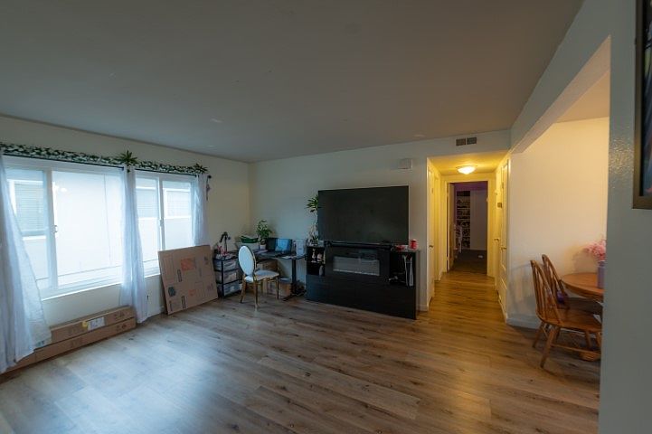 Condos on Grand Blvd · San Mateo photo 4