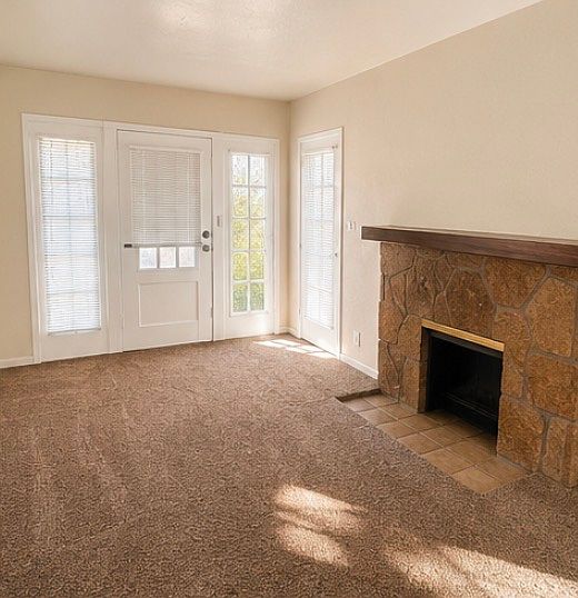 2425 Church Ln photo 2