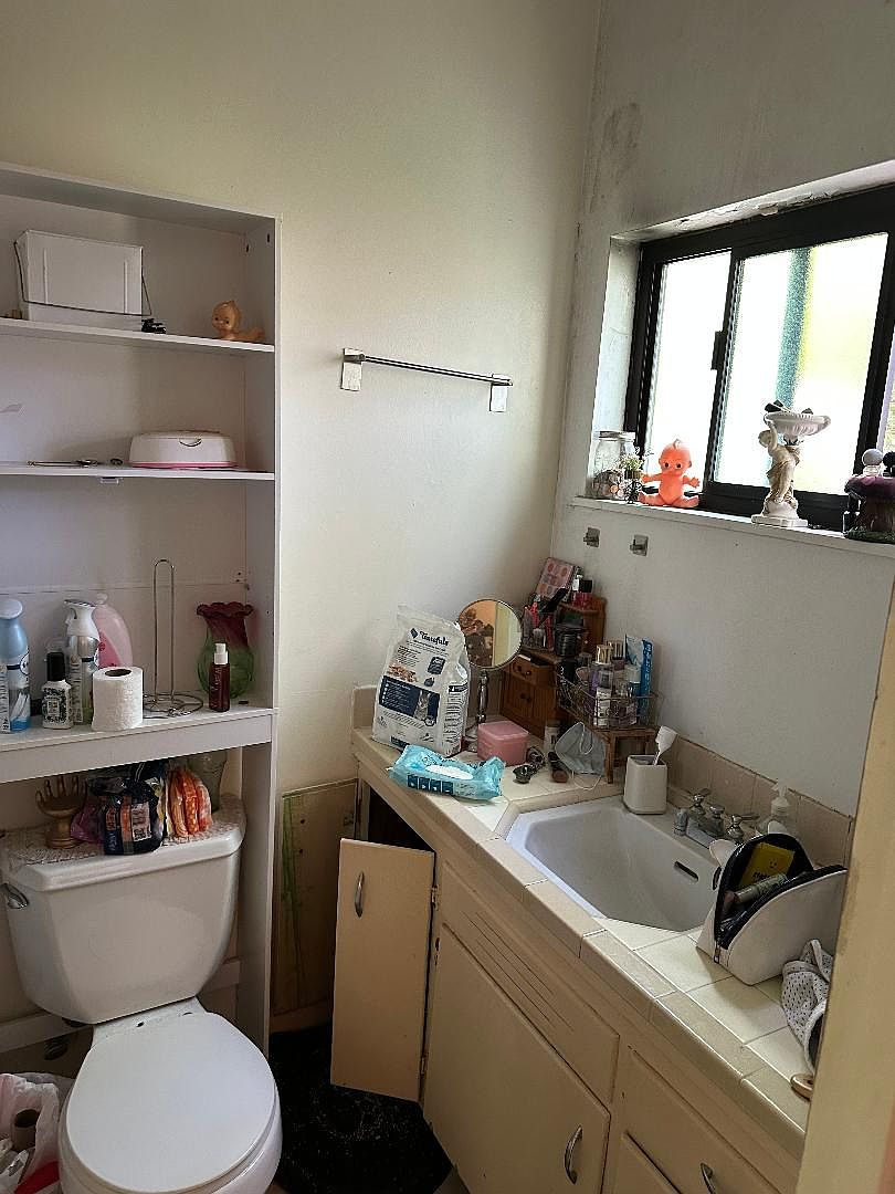 4BR/2BA Apartment on Ashby Place · Berkeley photo 2